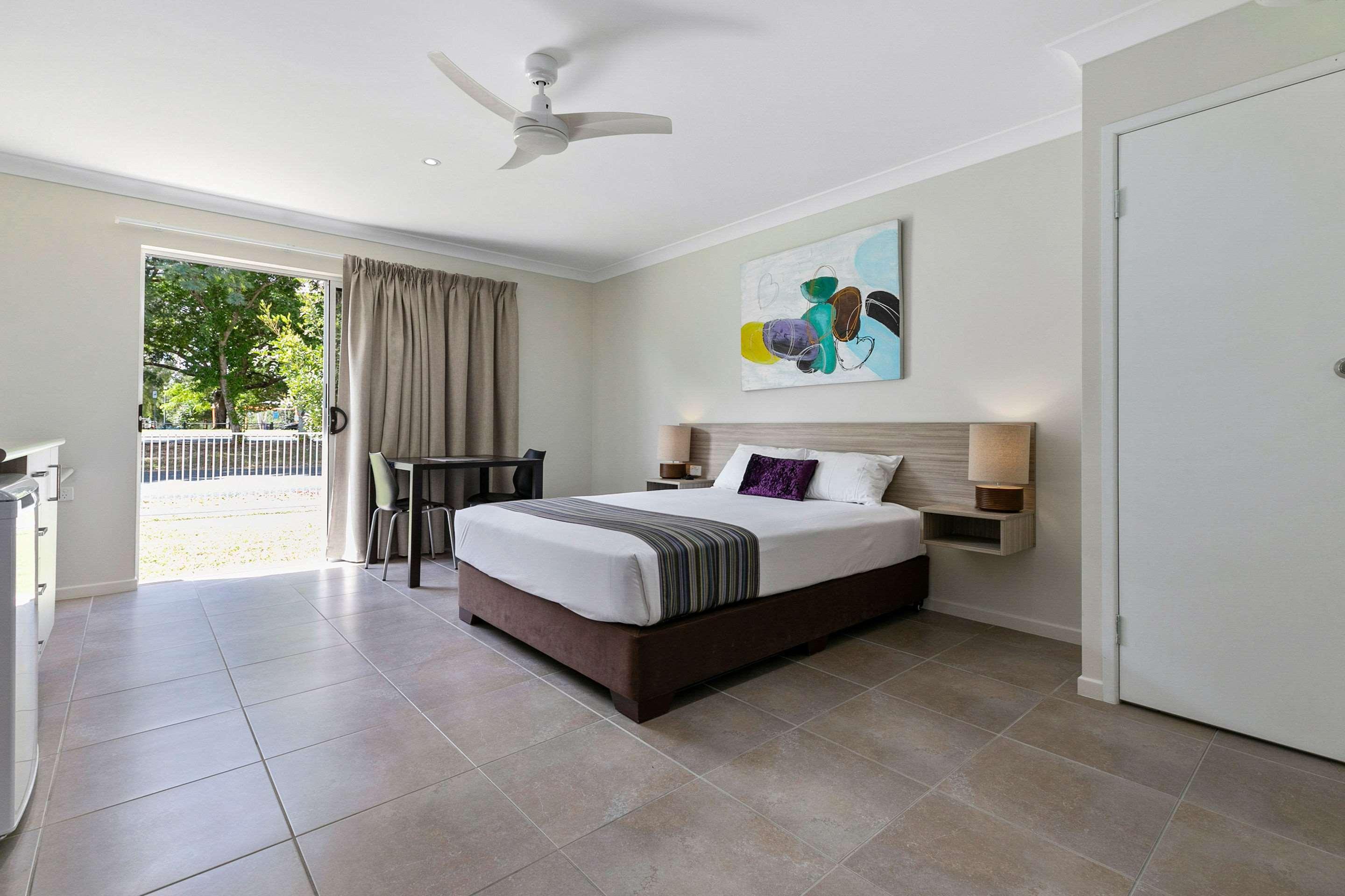 Beachside Boutique Motel Mackay Eksteriør billede